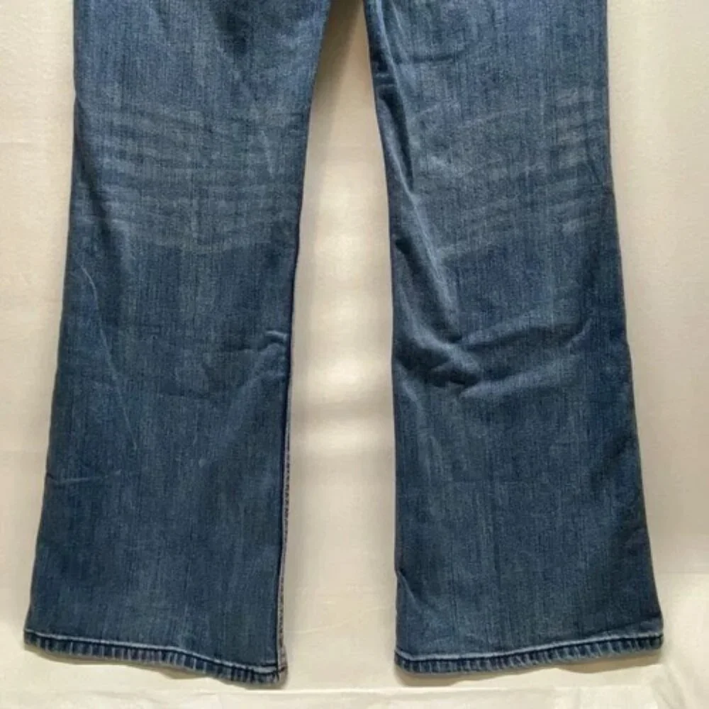 Forever 21 Flare Jeans Women's 30 Blue Medium Wash 5 Pocket Denim Jean Pants NWT